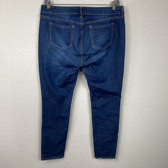 Torrid Curvy Super Stretch High Rise Jean Skinny Medium Blue Sz 14 - Picture 6 of 11